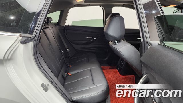 BMW Gran Turismo 2020 — photo 16