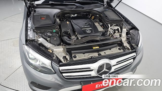 Mercedes-Benz GLC-Class 2019 — photo 6