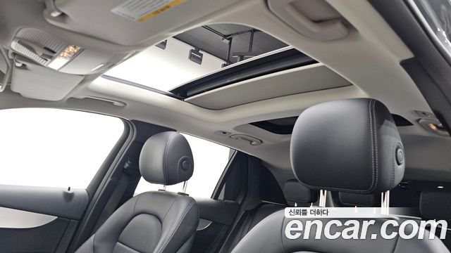 Mercedes-Benz GLC-Class 2019 — photo 28