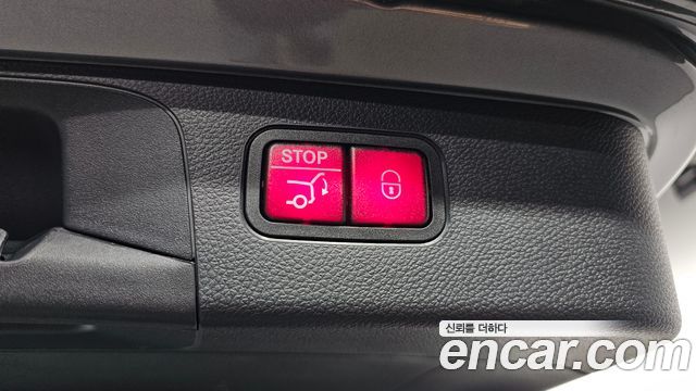 Mercedes-Benz GLC-Class 2019 — photo 30