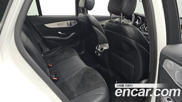 Mercedes-Benz GLC-Class 2019 — photo 12