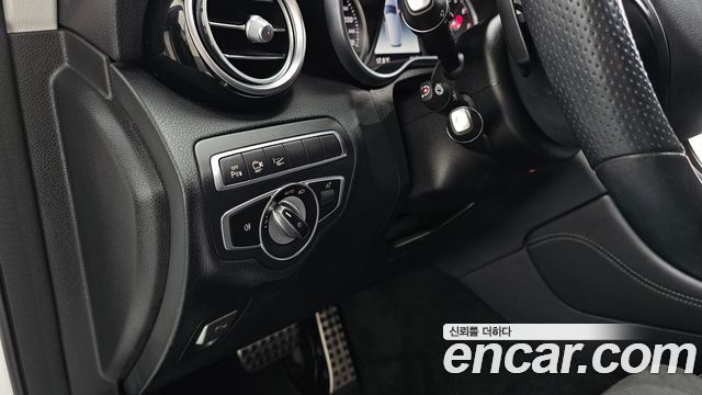 Mercedes-Benz GLC-Class 2019 — photo 17