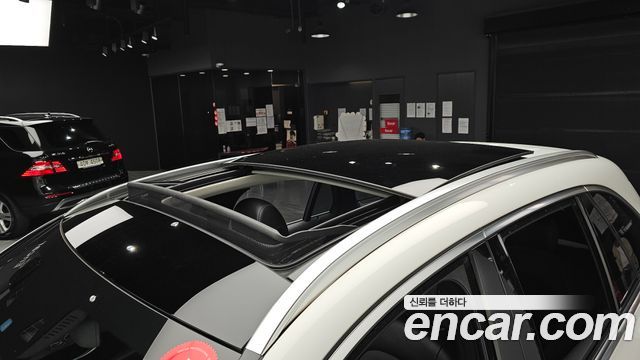 Mercedes-Benz GLC-Class 2019 — photo 19