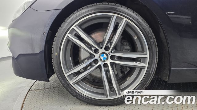 BMW 6-Series 2018 — photo 5