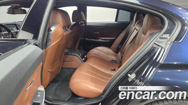 BMW 6-Series 2018 — photo 12