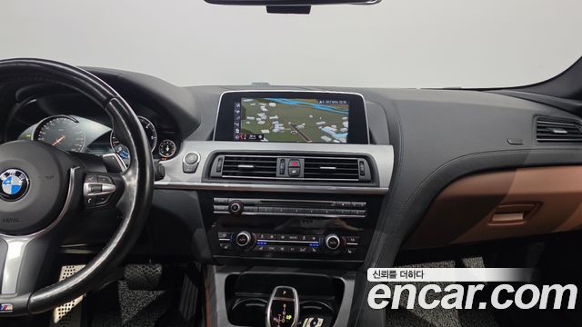 BMW 6-Series 2018 — photo 16