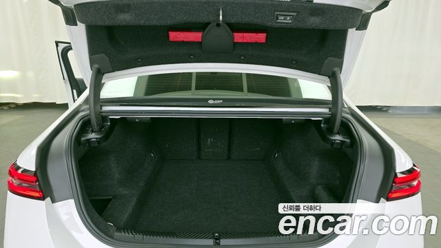 BMW 5-Series 2024 — photo 20