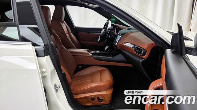 Maserati Levante 2020 — photo 17