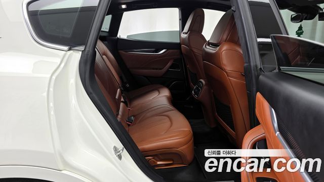 Maserati Levante 2020 — photo 18