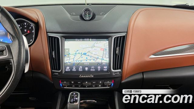 Maserati Levante 2020 — photo 20