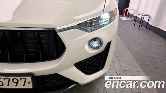 Maserati Levante 2020 — photo 8