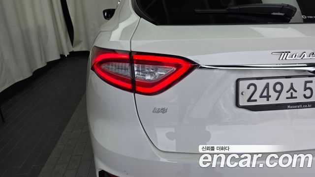 Maserati Levante 2020 — photo 9