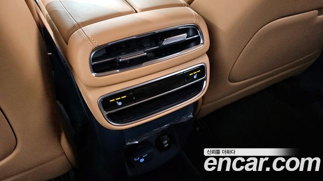 Genesis GV80 2021 — photo 25