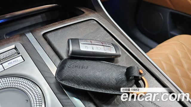 Genesis GV80 2021 — photo 28
