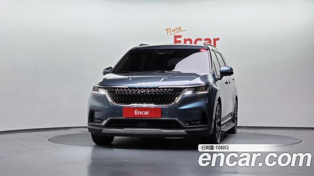 Kia Canival 2023 — photo 3
