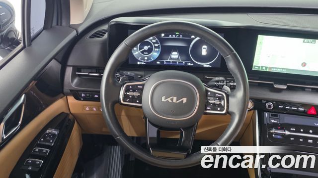 Kia Canival 2023 — photo 13