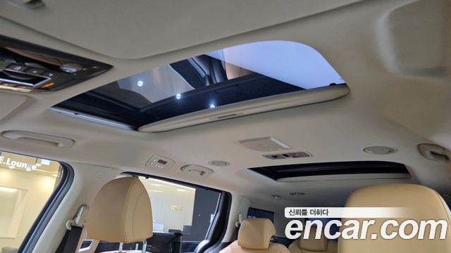 Kia Canival 2023 — photo 18