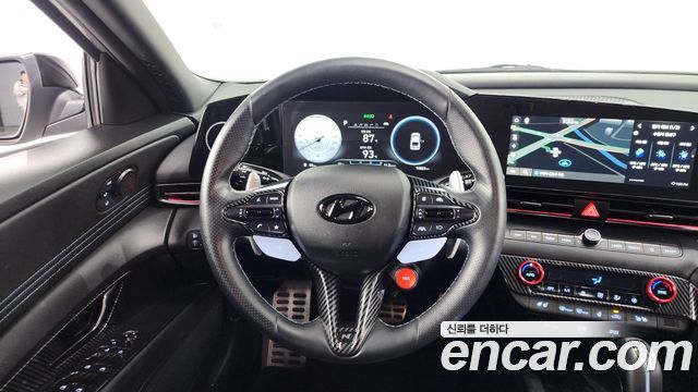 Hyundai AVANTE 2022 — photo 18