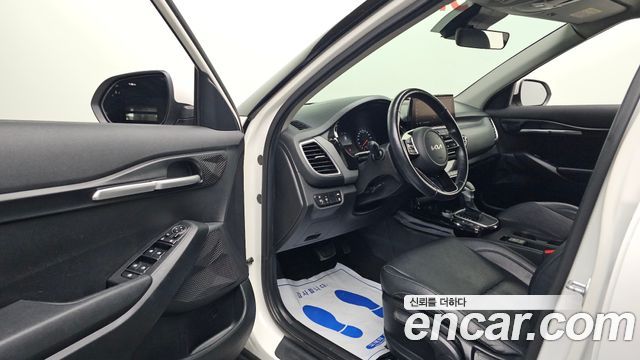 Kia Seltos 2022 — photo 10