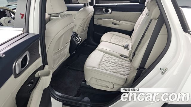 Kia Sorento 2021 — photo 17