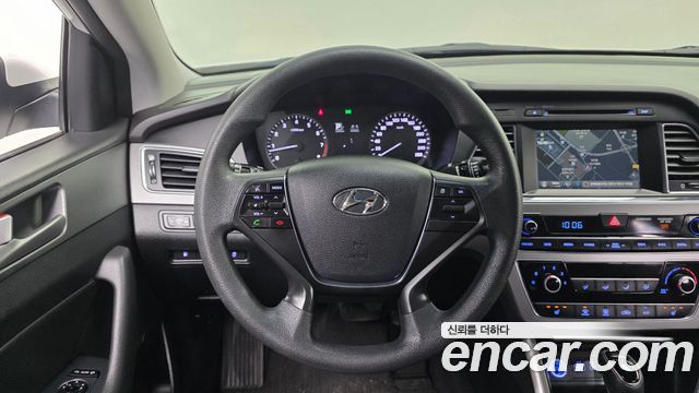 Hyundai Sonata 2016 — photo 13