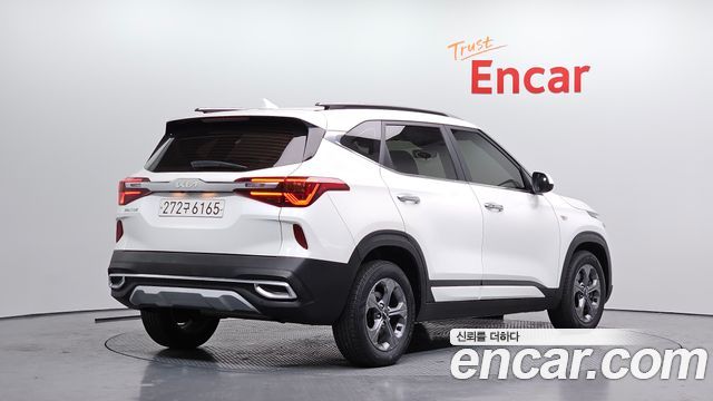 Kia Seltos 2023 — photo 2