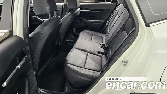 Kia Seltos 2023 — photo 17