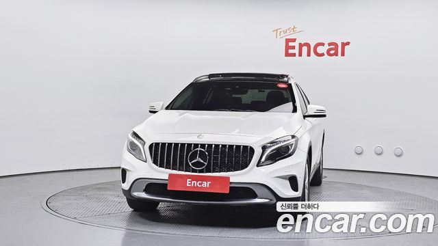 Mercedes-Benz GLA-Class 2017 — photo 3
