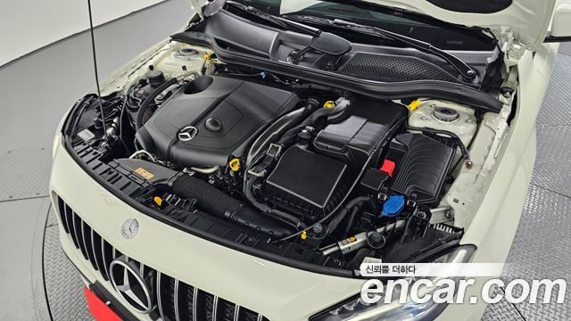 Mercedes-Benz GLA-Class 2017 — photo 6