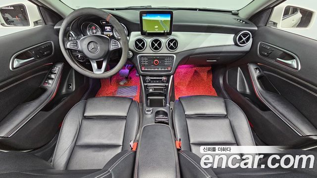 Mercedes-Benz GLA-Class 2017 — photo 7