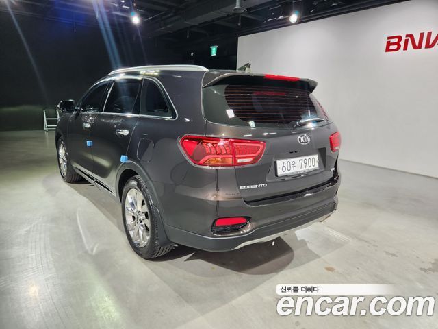 Kia Sorento 2019 — photo 4