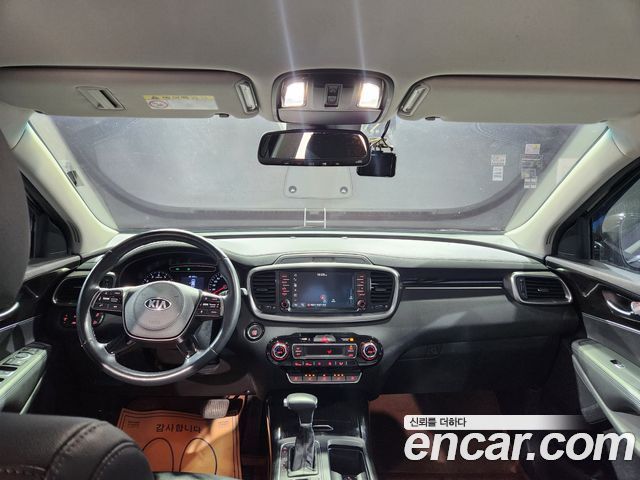 Kia Sorento 2019 — photo 10
