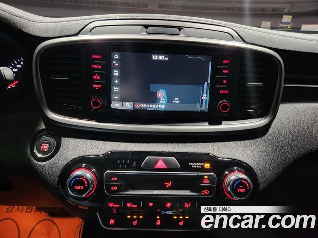 Kia Sorento 2019 — photo 12