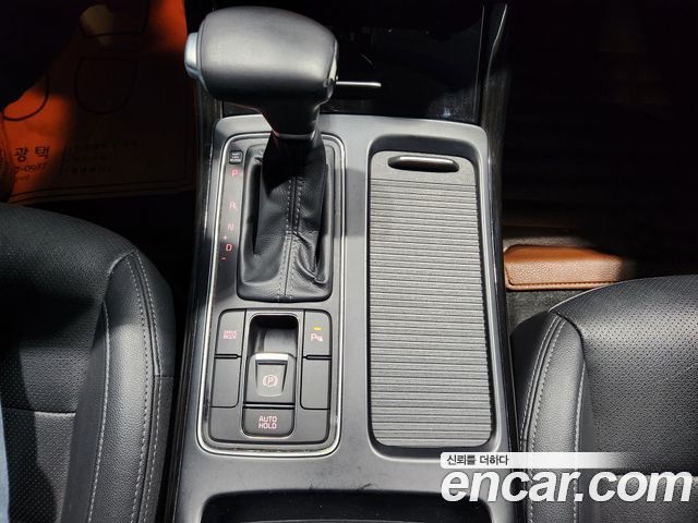 Kia Sorento 2019 — photo 13
