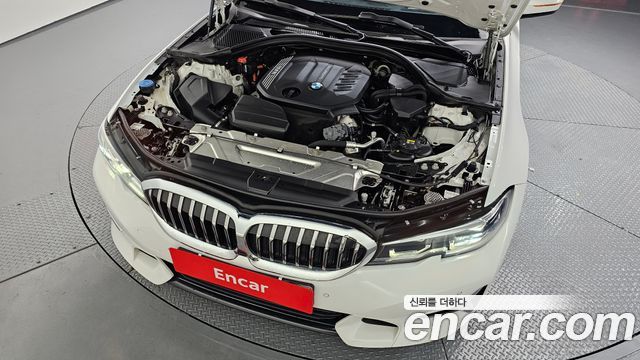 BMW 3-Series 2022 — photo 6