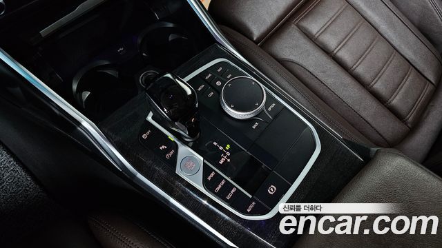 BMW 3-Series 2022 — photo 12