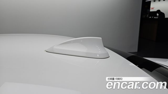 BMW 3-Series 2022 — photo 30
