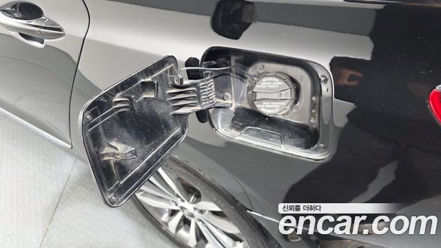 Hyundai Grandeur 2011 — photo 28