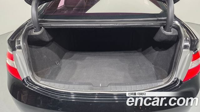 Hyundai Grandeur 2011 — photo 30
