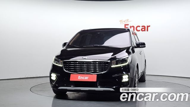 Kia Canival 2019 — photo 3
