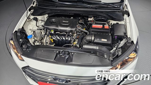 Hyundai AVANTE 2017 — photo 6