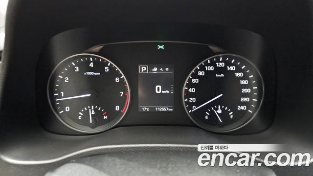 Hyundai AVANTE 2017 — photo 8