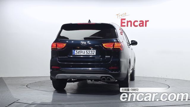 Kia Sorento 2018 — photo 4