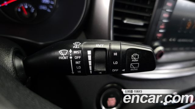 Kia Sorento 2018 — photo 16