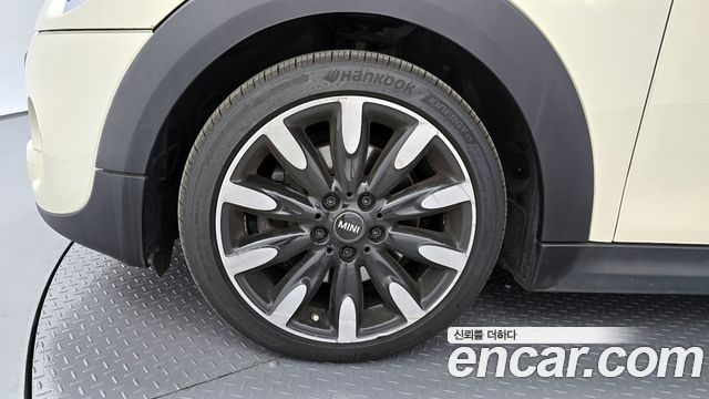 Mini Cooper 2020 — photo 5