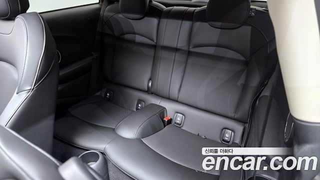 Mini Cooper 2020 — photo 14