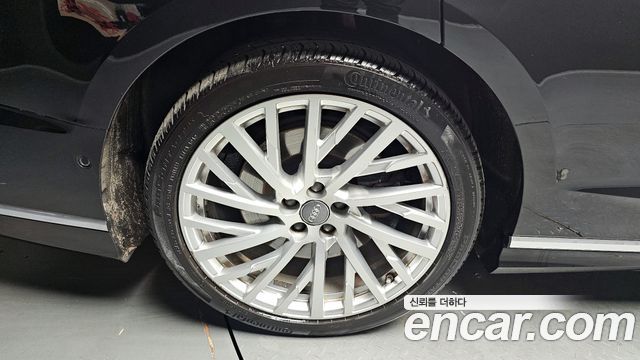 Audi A8 2020 — photo 5
