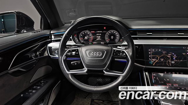 Audi A8 2020 — photo 13