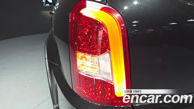 KG Mobility Rexton 2016 — photo 9