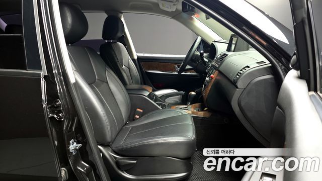 KG Mobility Rexton 2016 — photo 16